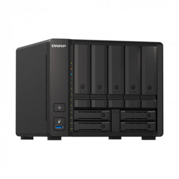 QNAP TS-H973AX-8G server... 2