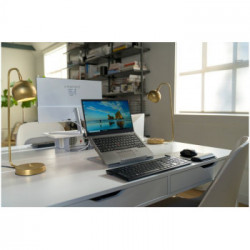 Kensington Slim Type Wireless Keyboard tastiera RF Wireless QWERTY Italiano Nero