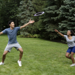 Aerobie Pro Blade, disco volante da esterno, anello da lancio auto-livellante, dai 5 anni in su, viola