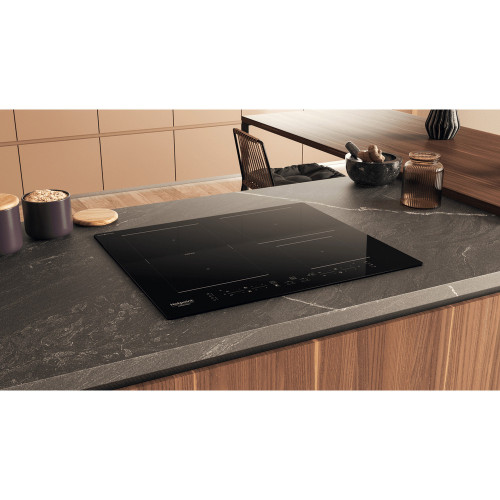 Hotpoint HB 4860C CPNE Nero Da incasso 59 cm...
