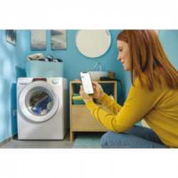 Candy RapidÓ RO41274DWMCT/1-S lavatrice Caricamento frontale 7 kg 1200 Giri/min A Bianco