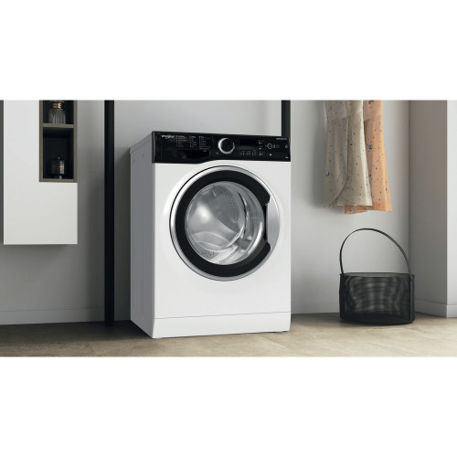 Whirlpool WSB 624 S IT lavatrice Caricamento...