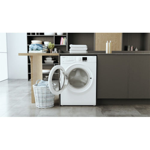Hotpoint RSSF 624 W IT N lavatrice Caricamento...