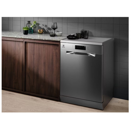 Electrolux ESA47300SX lavastoviglie A scomparsa...