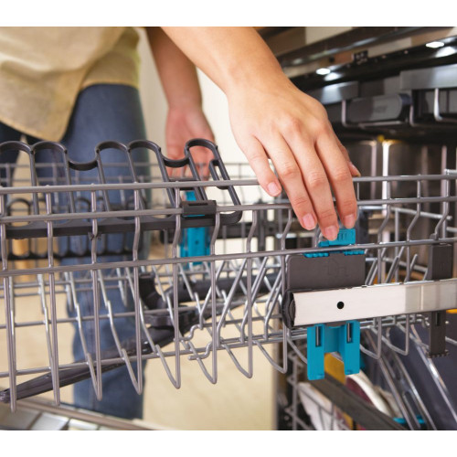 Candy RapidÓ CF 3C7F0X Libera installazione 13...