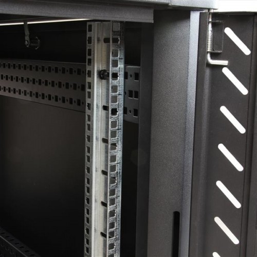 StarTech.com Armadio server rack chiuso a...