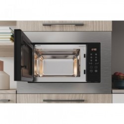 Indesit MWI 120 SX - Forno a Microonde da Incasso, 20 Litri, 800 W, Acciaio Inossidabile